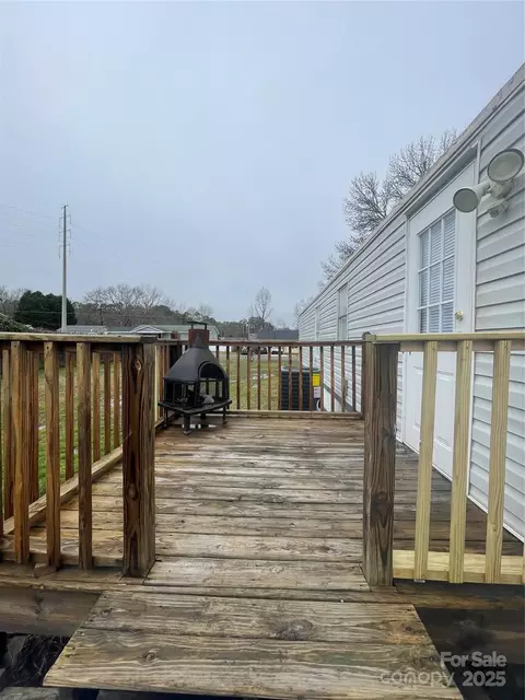 Exterior - 412 Sumter Unit A St UNIT A, Clover, SC 29710 photo 3 of 5