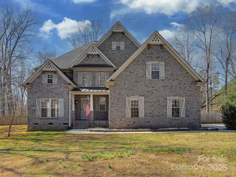 2100 Winding Oaks Trl, Waxhaw, NC 28173