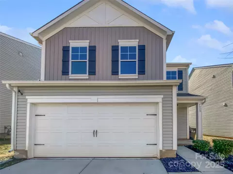 7039 Childress Ln, Charlotte, NC 28269