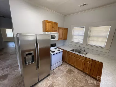 110 2nd St, Spencer, NC 28159 photo 9