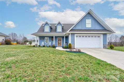 121 Stone Crest Rd, Shelby, NC 28152