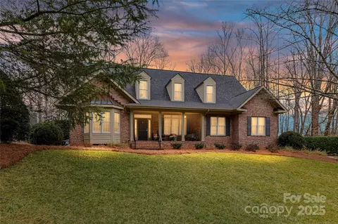1017 Patrick Johnston Ln, Davidson, NC 28036