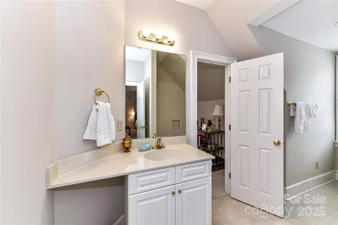 Bath - 1017 Patrick Johnston Ln, Davidson, NC 28036 photo 4 of 5
