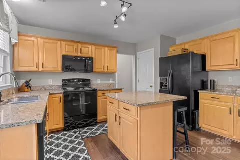 18016 Bluff Inlet Rd, Cornelius, NC 28031 photo 18