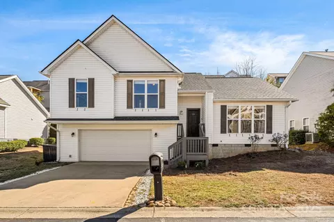 119 Fallen Spruce Dr, Asheville, NC 28806