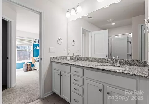 Entry Way - 8095 Sheffield Dr, Terrell, NC 28682 photo 2 of 3