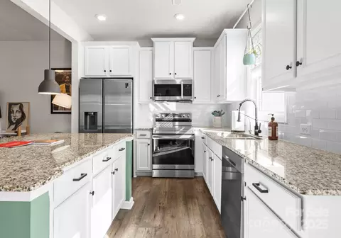 Kitchen - 8095 Sheffield Dr, Terrell, NC 28682 photo 6 of 6