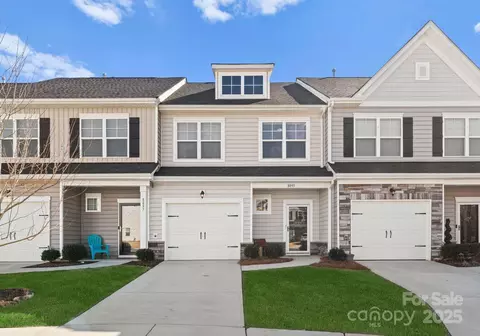 8095 Sheffield Dr, Terrell, NC 28682