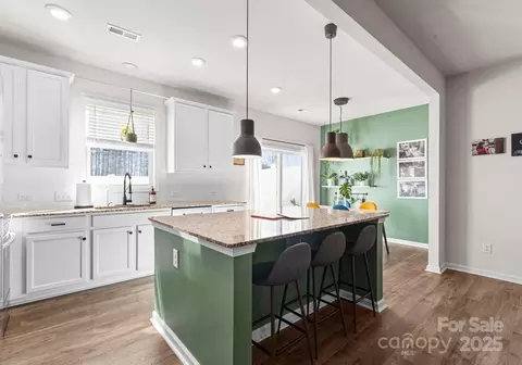 Kitchen - 8095 Sheffield Dr, Terrell, NC 28682 photo 4 of 6