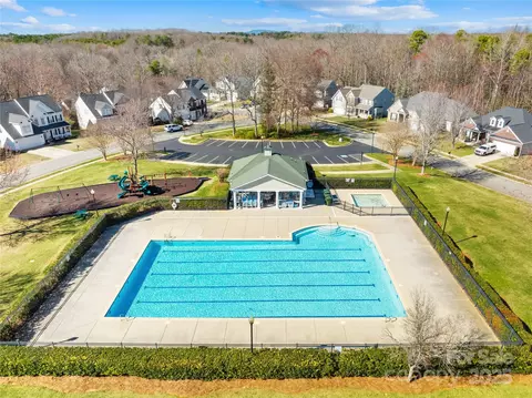 Exterior - 7362 Vanguard Ct, Stanley, NC 28164 photo 6 of 6