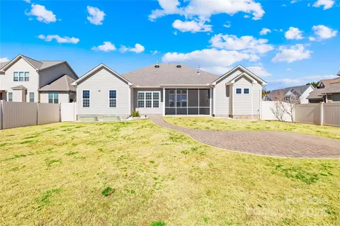 Exterior - 7362 Vanguard Ct, Stanley, NC 28164 photo 5 of 6