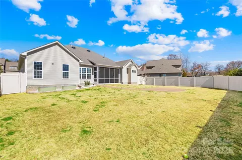 Exterior - 7362 Vanguard Ct, Stanley, NC 28164 photo 4 of 6