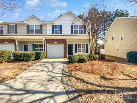 246 Tail Race Ln, Fort Mill, SC 29715