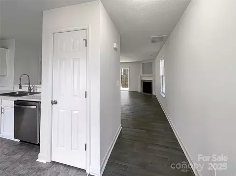 4070 Shasta Cir, Clover, SC 29710 photo 11