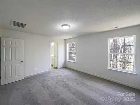 4070 Shasta Cir, Clover, SC 29710 photo 5