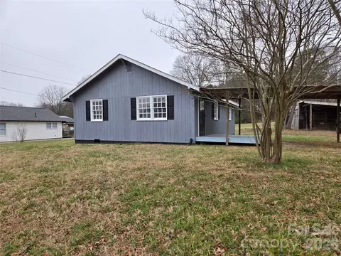 915 Chapel St, Landis, NC 28088