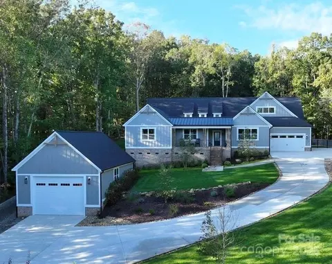 324 Patternote Rd, Mooresville, NC 28117