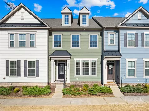 11236 Westbranch Pkwy, Davidson, NC 28036