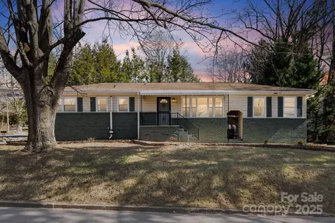 85 Ivanhoe Ave, Asheville, NC 28806
