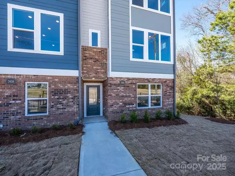 3904 Craig Ave, Charlotte, NC 28211