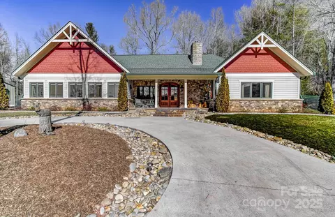 440 Brush Creek Rd, Fairview, NC 28730