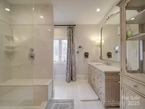 Bath - 503 Stuart Rdg, Cramerton, NC 28032 photo 6 of 7