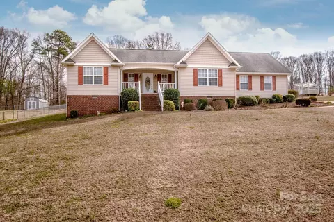 292 Miller Farm Rd, Statesville, NC 28625