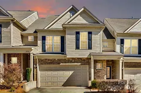 2563 Royal York Ave, Charlotte, NC 28210
