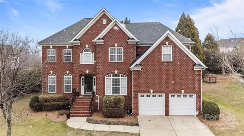 13132 Purple Dawn Dr, Charlotte, NC 28213