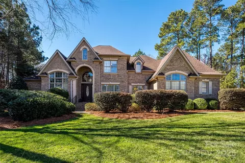 5056 Crofton Dr, Fort Mill, SC 29715