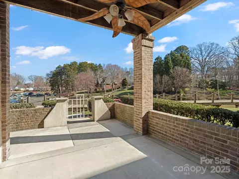 103 Pier 33 207 Dr #207, Mooresville, NC 28117