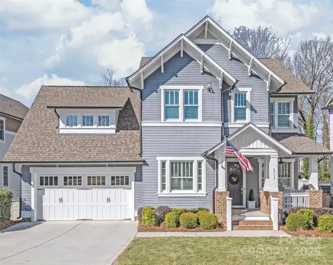 5717 Closeburn Rd, Charlotte, NC 28210