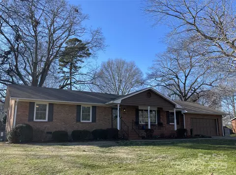 Exterior - 102 General Bragg St, Stanley, NC 28164 photo 2 of 7