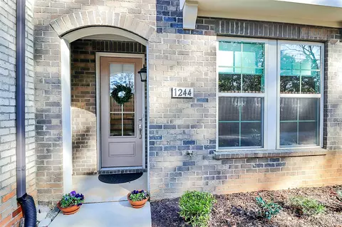 1244 Madison Towns Ln, Charlotte, NC 28209