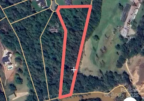 107 Riverwoods Dr, Morganton, NC 28655