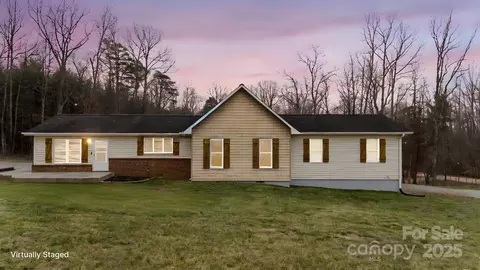201 Indian Hill Rd, Union Grove, NC 28689