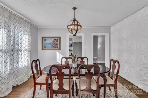 203 E 22nd St, Kannapolis, NC 28083 photo 11