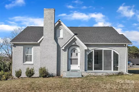 203 E 22nd St, Kannapolis, NC 28083