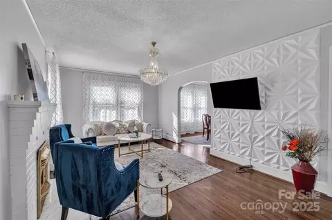 203 E 22nd St, Kannapolis, NC 28083 photo 7