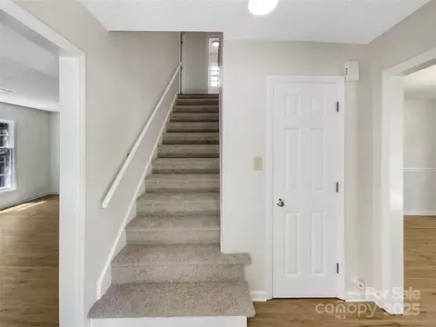 Entry Way - 316 Epperstone Ln, Matthews, NC 28105 photo 1 of 2