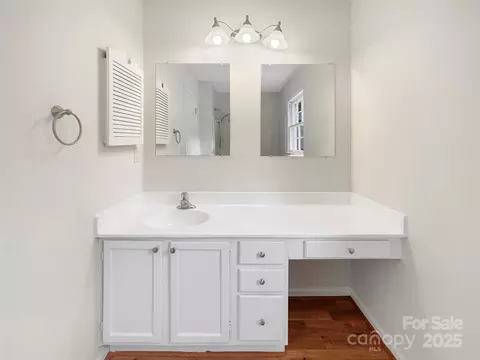Bath - 316 Epperstone Ln, Matthews, NC 28105 photo 2 of 2