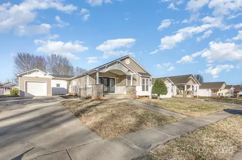1720 Dewberry Pl, Salisbury, NC 28146