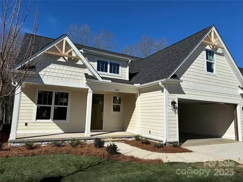 1153 Bunch Dr, Statesville, NC 28677