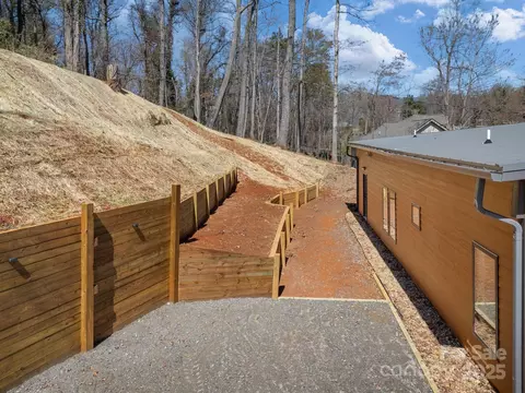 Exterior - 109 Grady Ave, Tryon, NC 28782 photo 5 of 7