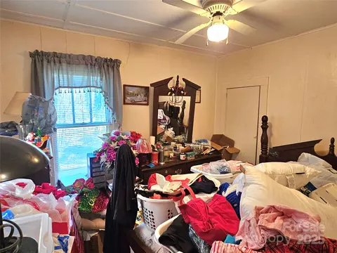 Bedroom - 85 Pine St, Tryon, NC 28782 photo 3 of 3