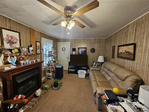 Living - 85 Pine St, Tryon, NC 28782 photo 2 of 2
