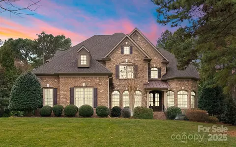 308 Covington Xing, Weddington, NC 28104
