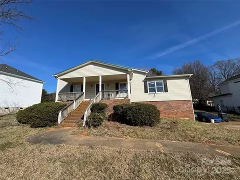 7201 Gilead Rd, Huntersville, NC 28078