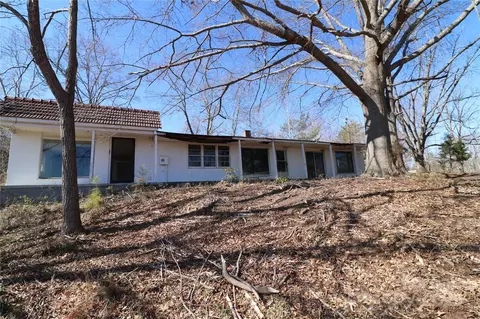 130 Song Sparrow Ct, Rutherfordton, NC 28139