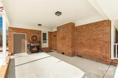 2862 Courtside Dr, Lancaster, SC 29720 photo 6